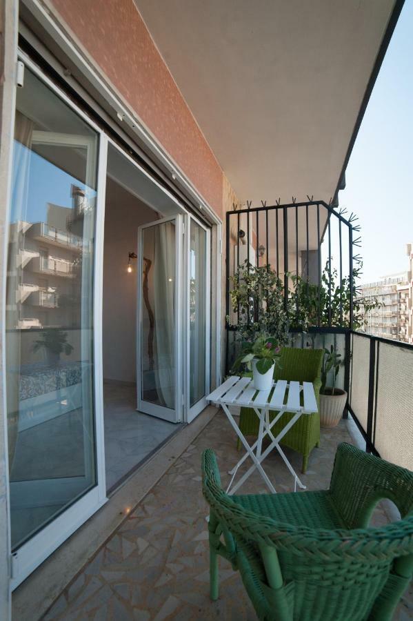 Hotel Casa D'Amare Trani Esterno foto