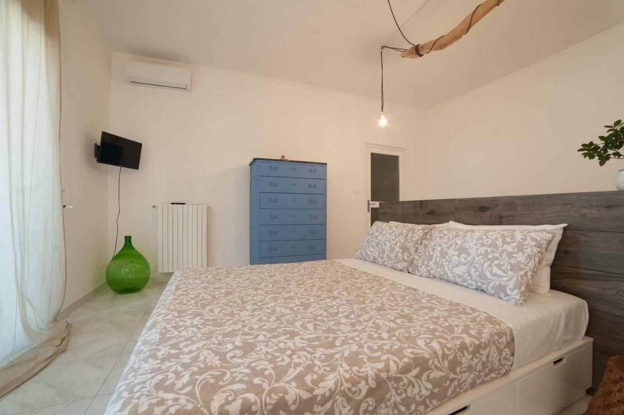 Hotel Casa D'Amare Trani Esterno foto
